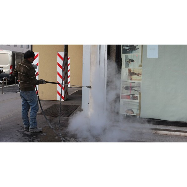 Aparat spalat sub presiune cu abur pentru exterior/interior auto Bieffe ST4000 pe Motorina