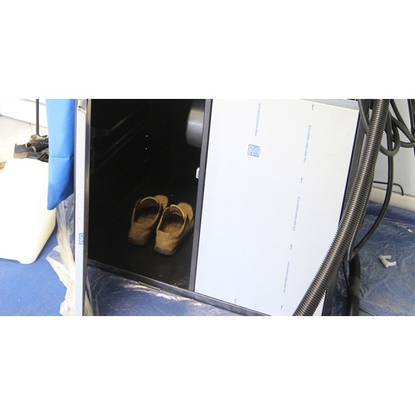 Aparat pentru curatire incaltaminte, genti, rucsacuri, tapet Bieffe Scarpavapor No Limits