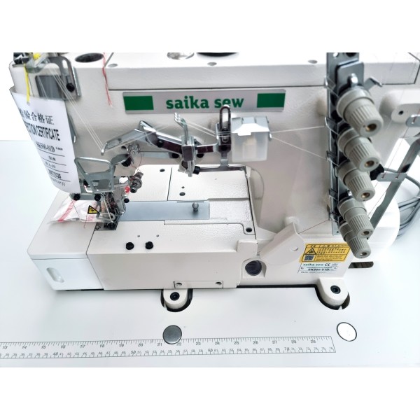 Masina de cusut cu 3 ace, 5 fire direct drive plana, dubla acoperire tip uberdeck SK500D