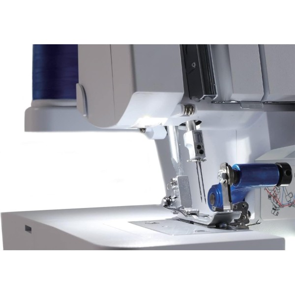 Masina de surfilat cu 2 ace 4 fire Juki MO-80CB