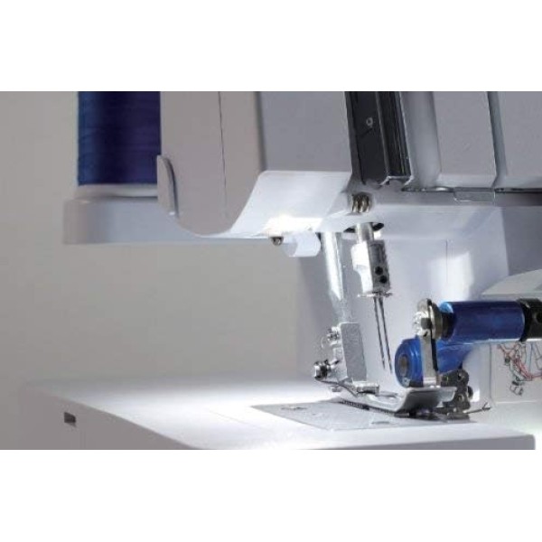 Masina de surfilat cu 2 ace 4 fire Juki MO-80CB