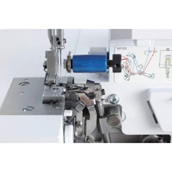 Masina de surfilat cu 2 ace 4 fire Juki MO-80CB